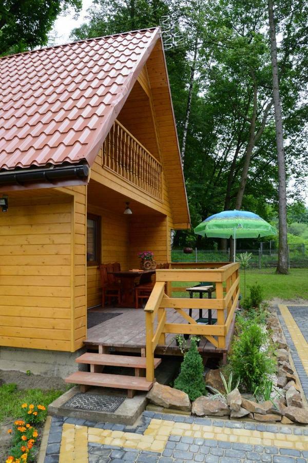 Domki I Pokoje U Borsa Lesko Exteriör bild